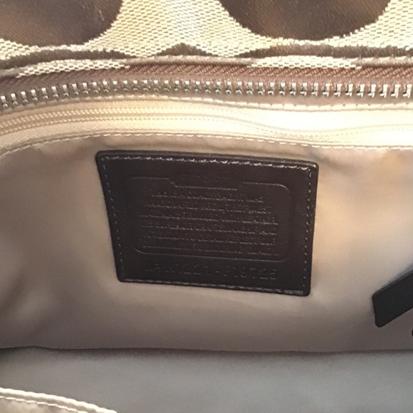Coach Park Signature Carryall - Picture 12 of 13